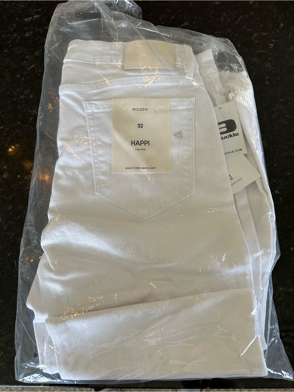 NWT Hidden Jeans Happi White Crop Flare Jeans - Buckle